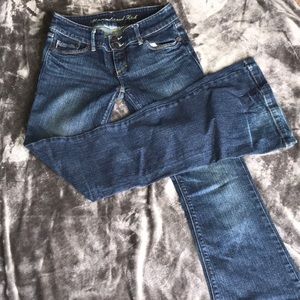 Abercrombie & Fitch Dark Wash Fit&Flare Jeans Sz00
